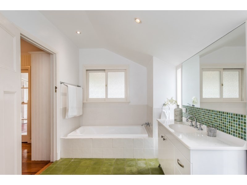 74 Alma Road, Clayfield QLD 4011