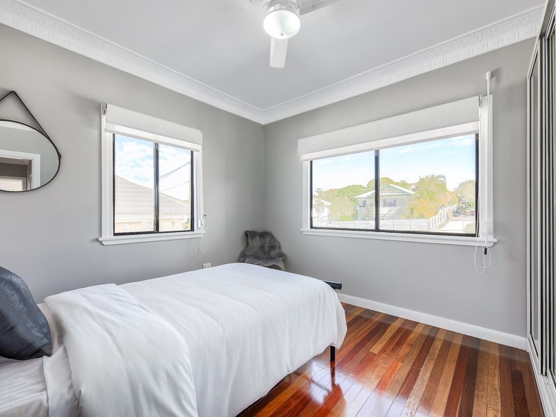 25 Newman Road, Wavell Heights QLD 4012