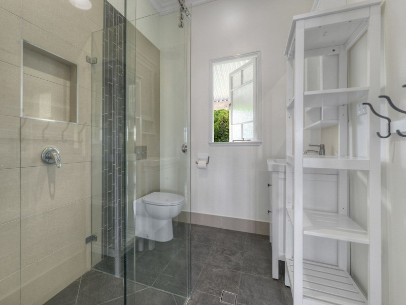 7 Mina Parade, Newmarket QLD 4051