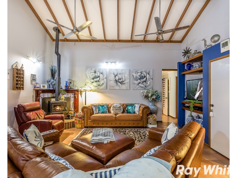 21 Pinecone Court, Bunya QLD 4055