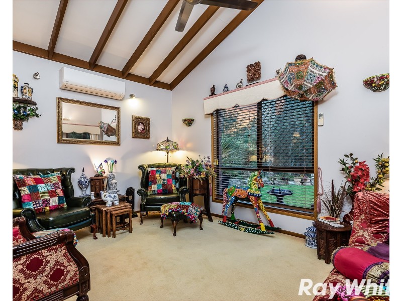 21 Pinecone Court, Bunya QLD 4055