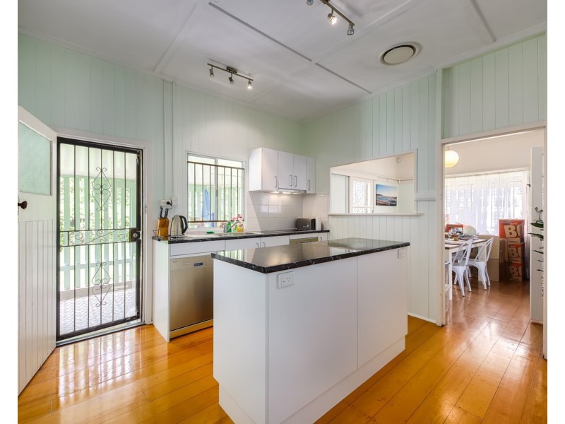 45 Lansdowne Street, Newmarket QLD 4051