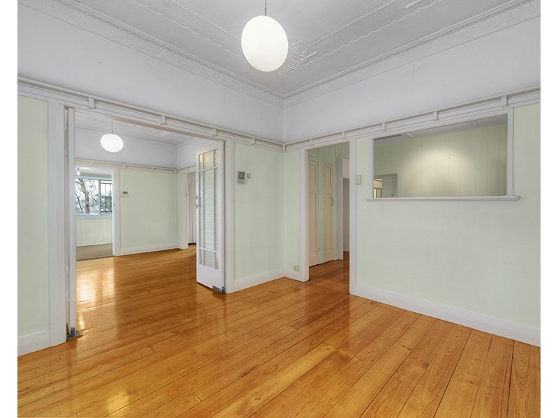 45 Lansdowne Street, Newmarket QLD 4051