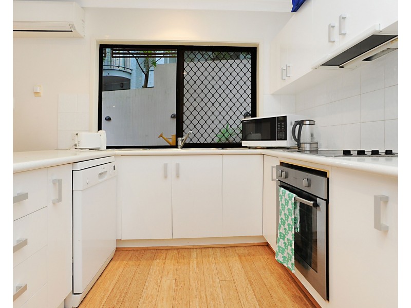 7/22 Wyndham Street, Herston QLD 4006