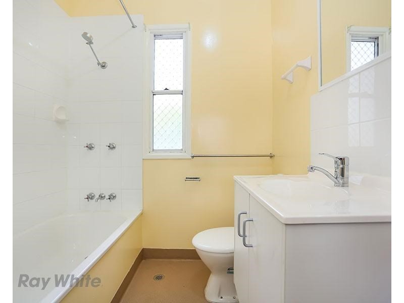 64 Tolmie Street, Zillmere QLD 4034