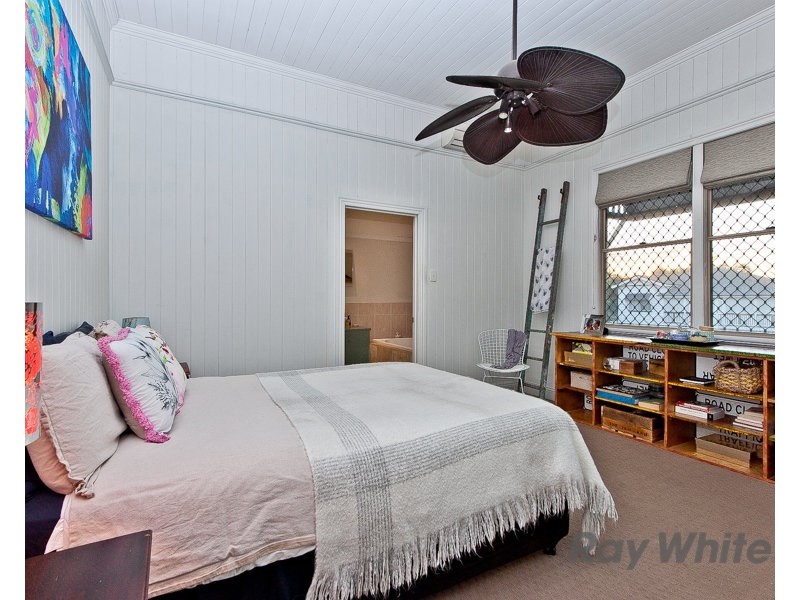 19 Larwill Avenue, Northgate QLD 4013