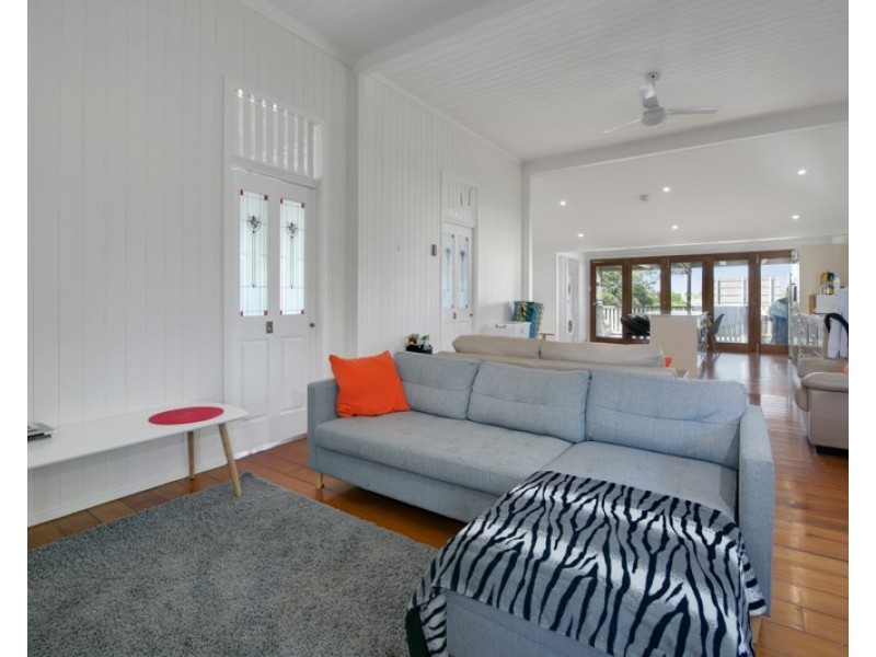 109 Raceview Avenue, Hendra QLD 4011