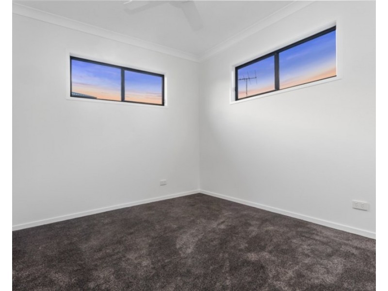 1/64 Shamrock Street, Gordon Park QLD 4031