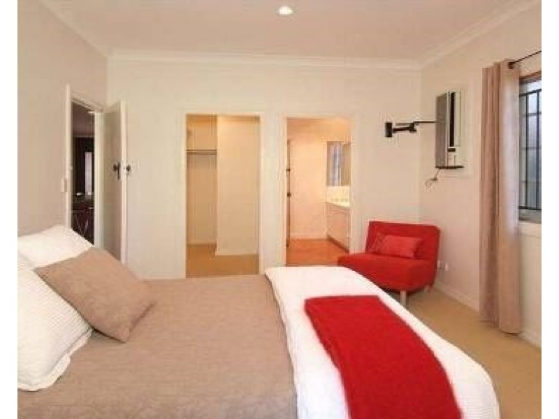 80 Lilley Street, Hendra QLD 4011