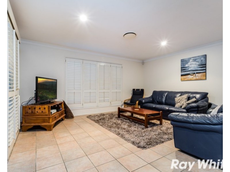 10 Minnelli Place, Mcdowall QLD 4053