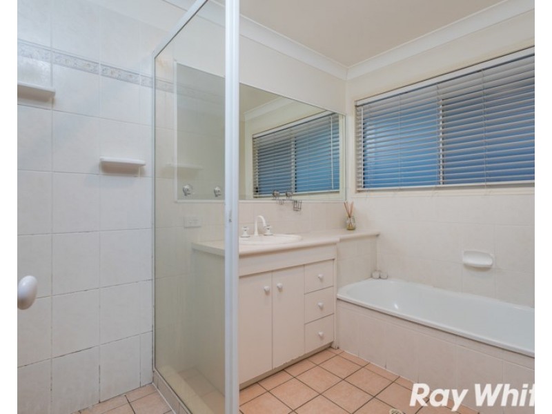 10 Minnelli Place, Mcdowall QLD 4053