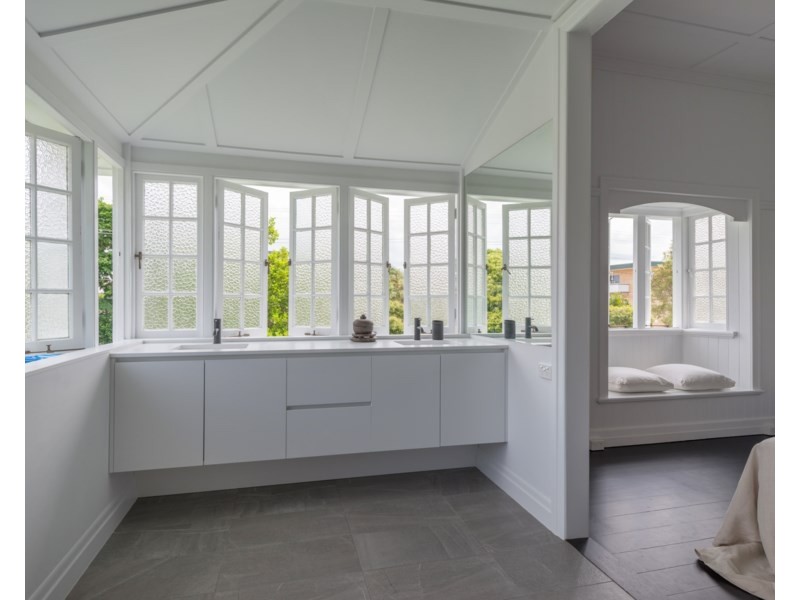 48 Seventh Avenue, Kedron QLD 4031