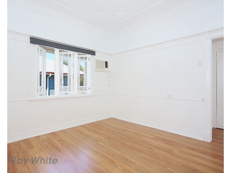 19 Deloraine Street, Wavell Heights QLD 4012