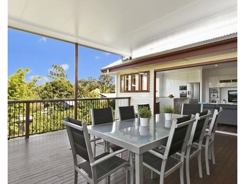 16 Strathfield Street, Tarragindi QLD 4121