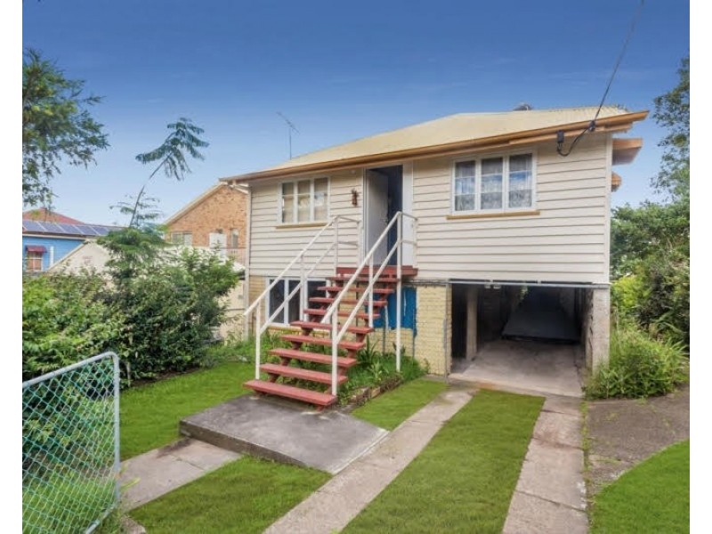 18 Lincoln Street, Wilston QLD 4051