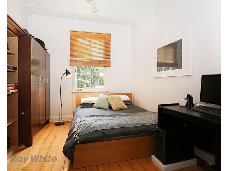 35 Nicholas Street, Windsor QLD 4030