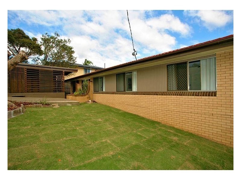 48 Gordon Road, Ferny Hills QLD 4055