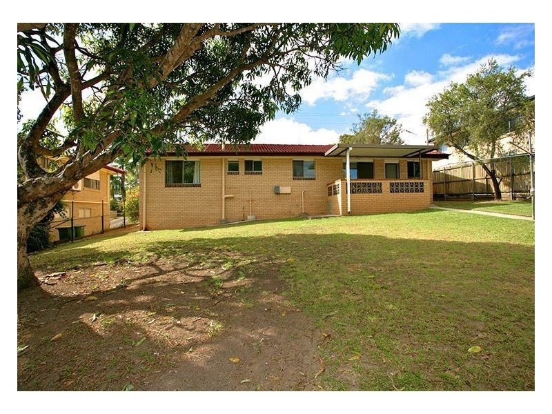 48 Gordon Road, Ferny Hills QLD 4055