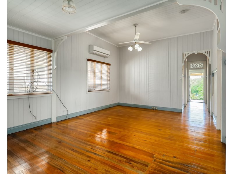 10 Chorlton Street, East Brisbane QLD 4169