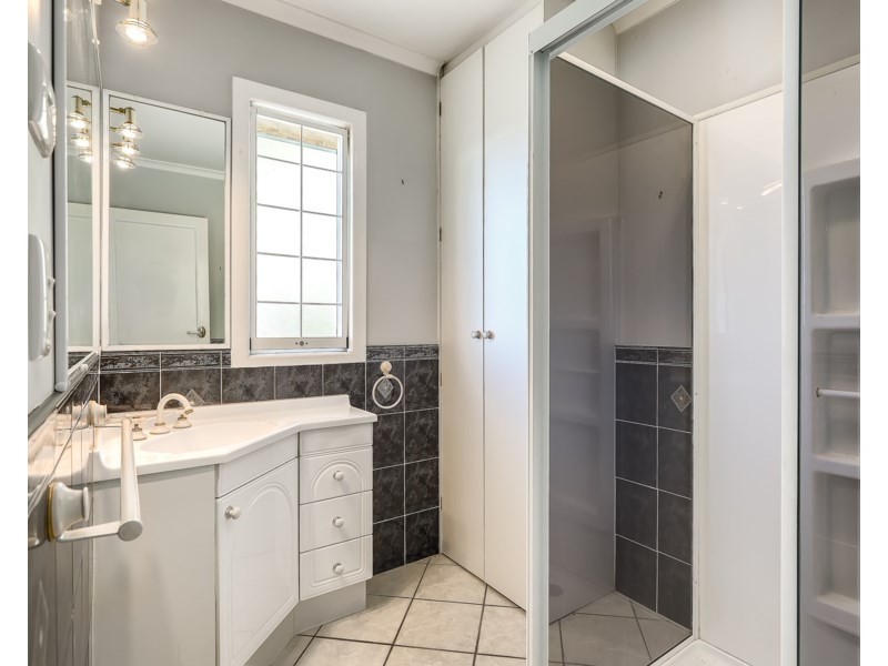 10 Chorlton Street, East Brisbane QLD 4169