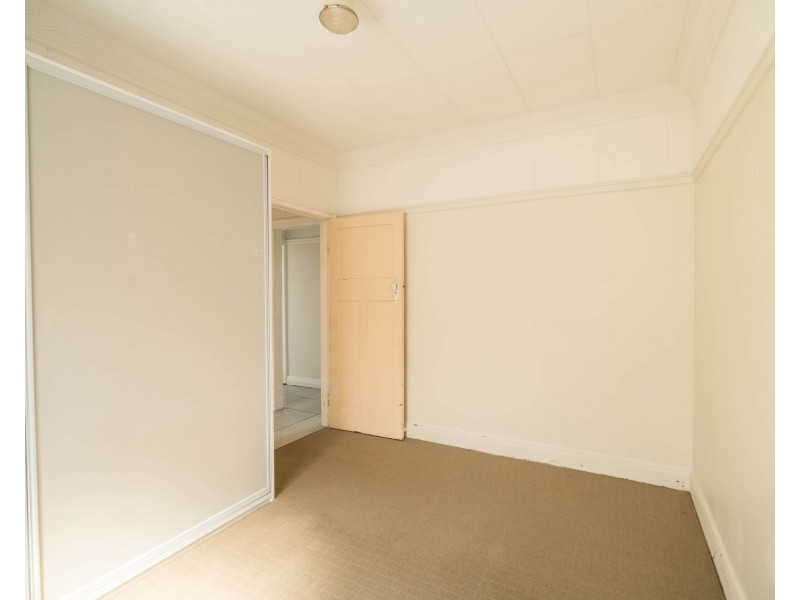 27 Tathra Street, Stafford QLD 4053