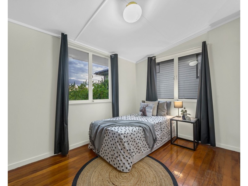 192 Kitchener Road, Kedron QLD 4031