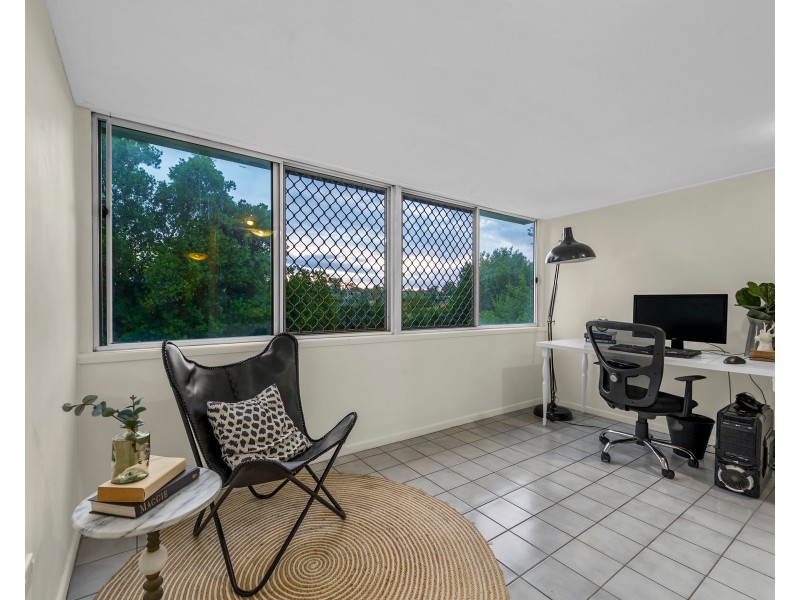 192 Kitchener Road, Kedron QLD 4031