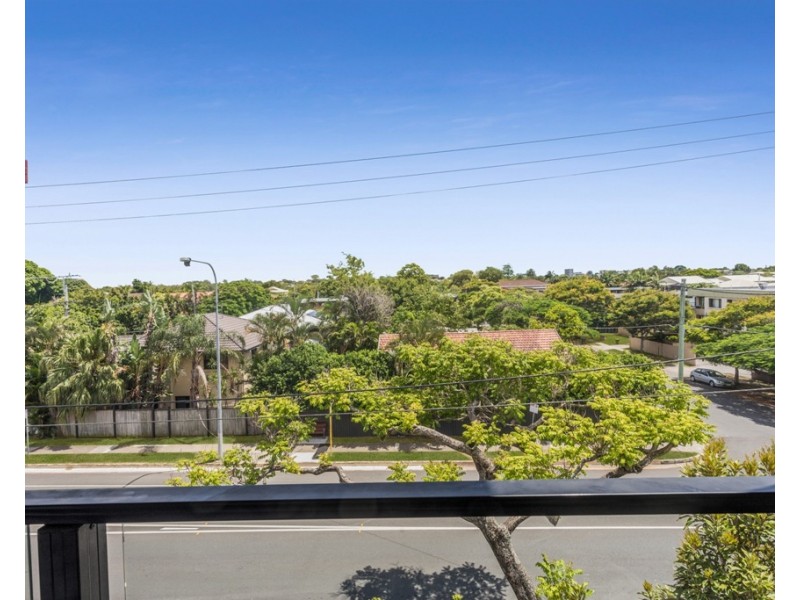 8/4 Garnet Street, Clayfield QLD 4011