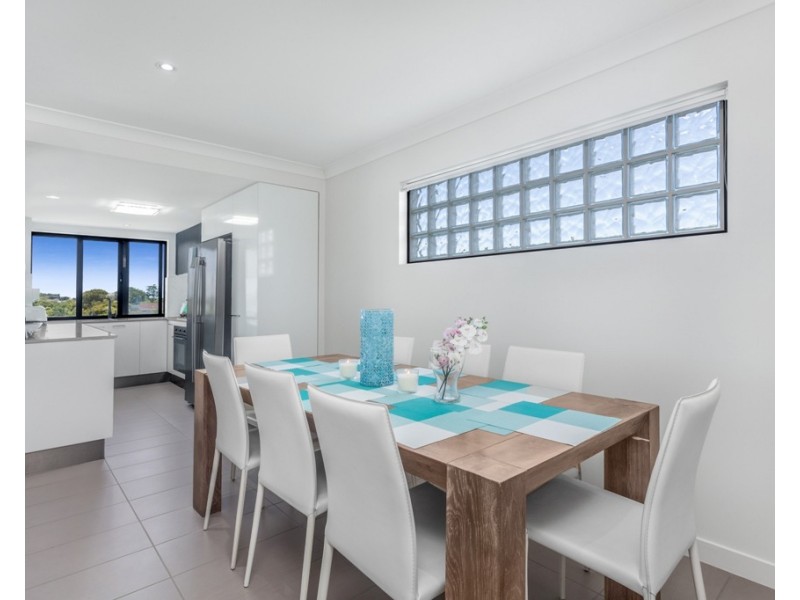 8/4 Garnet Street, Clayfield QLD 4011