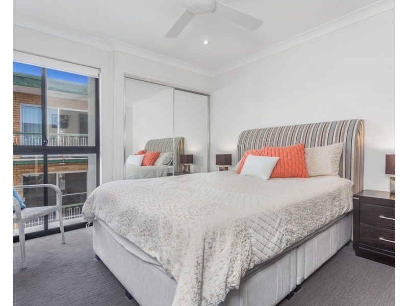 8/4 Garnet Street, Clayfield QLD 4011