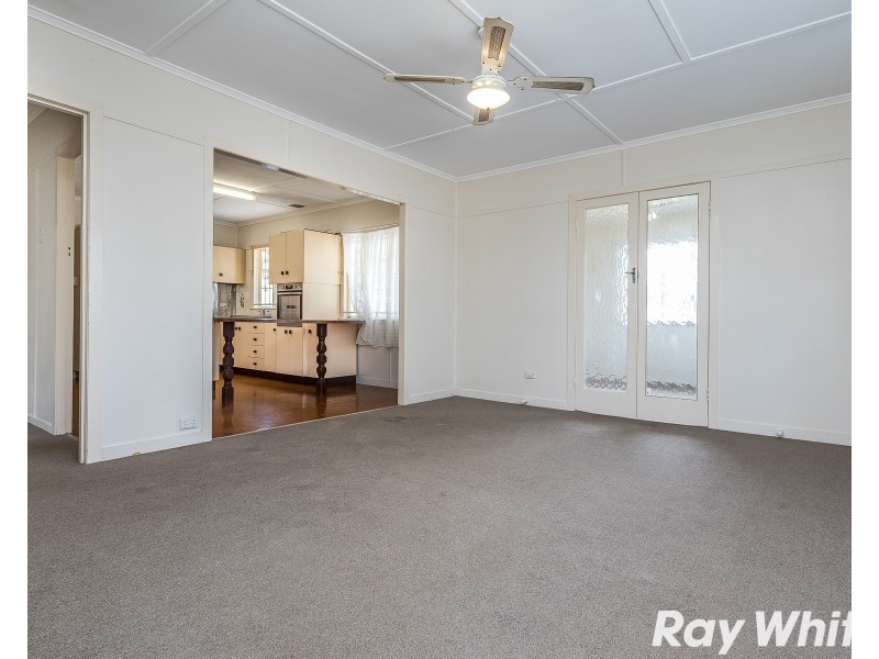 17 Allowrie Street, Stafford QLD 4053