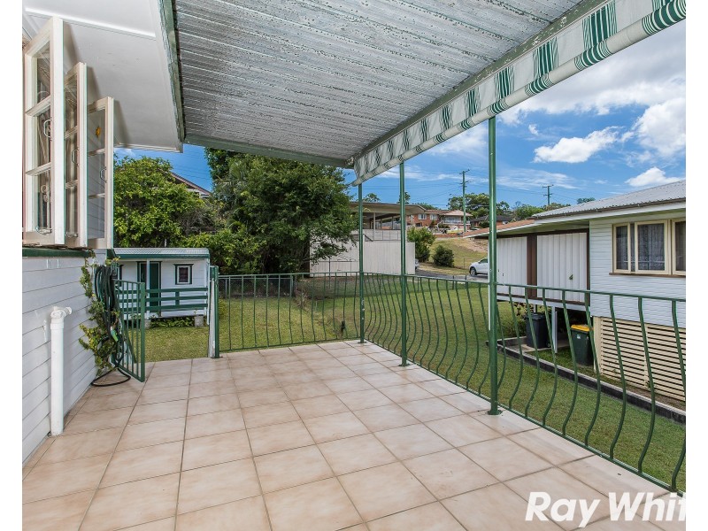 17 Allowrie Street, Stafford QLD 4053