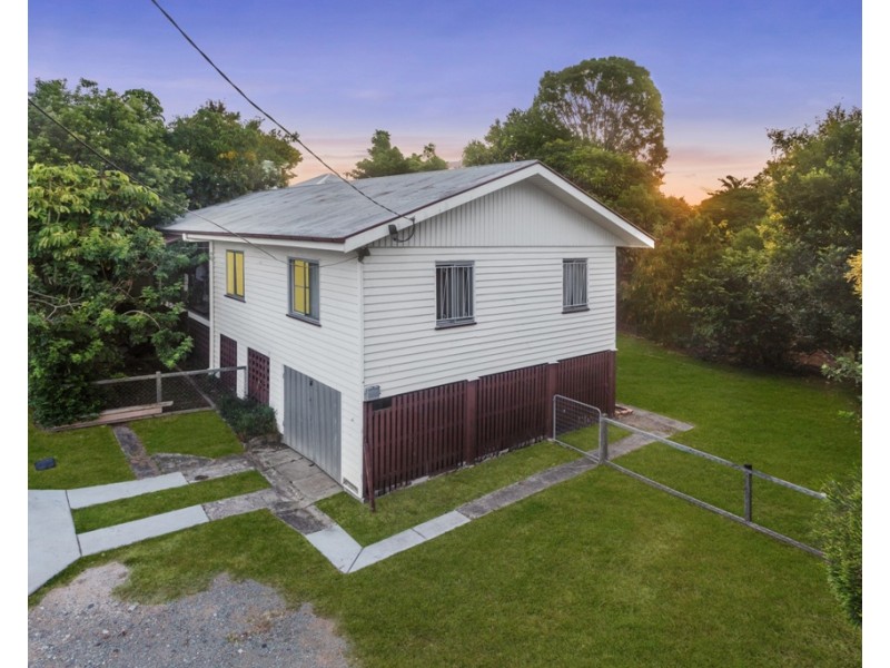 3 Glen Kedron Lane, Kedron QLD 4031