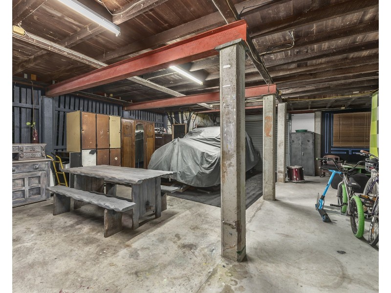 64 The Drive, Bardon QLD 4065