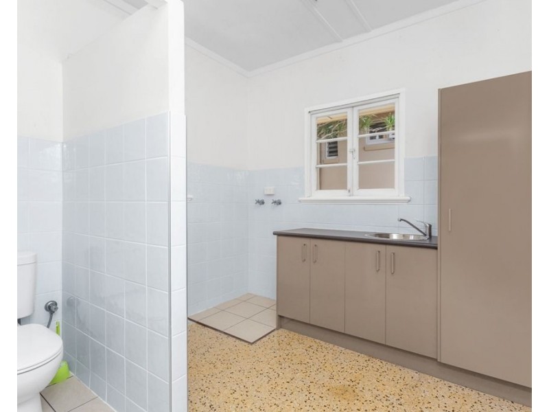 232 Edinburgh Castle Road, Wavell Heights QLD 4012