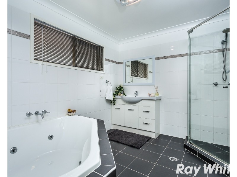 4 Weston Drive, Bunya QLD 4055