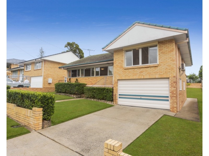 5 Caratel Street, Stafford Heights QLD 4053