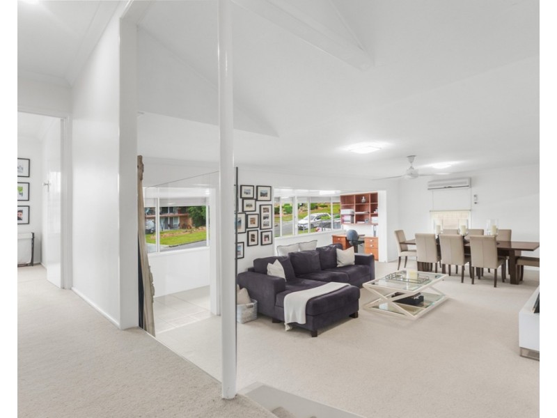 5 Caratel Street, Stafford Heights QLD 4053