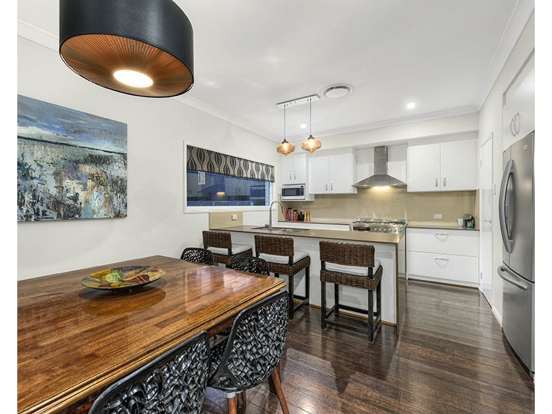 92 Eighth Avenue, Grange QLD 4051