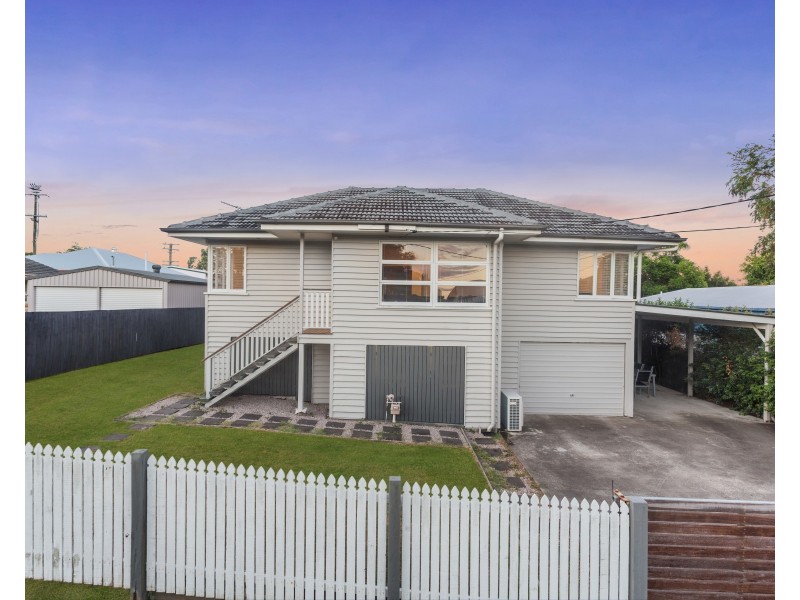 19 Basnett Street, Chermside West QLD 4032