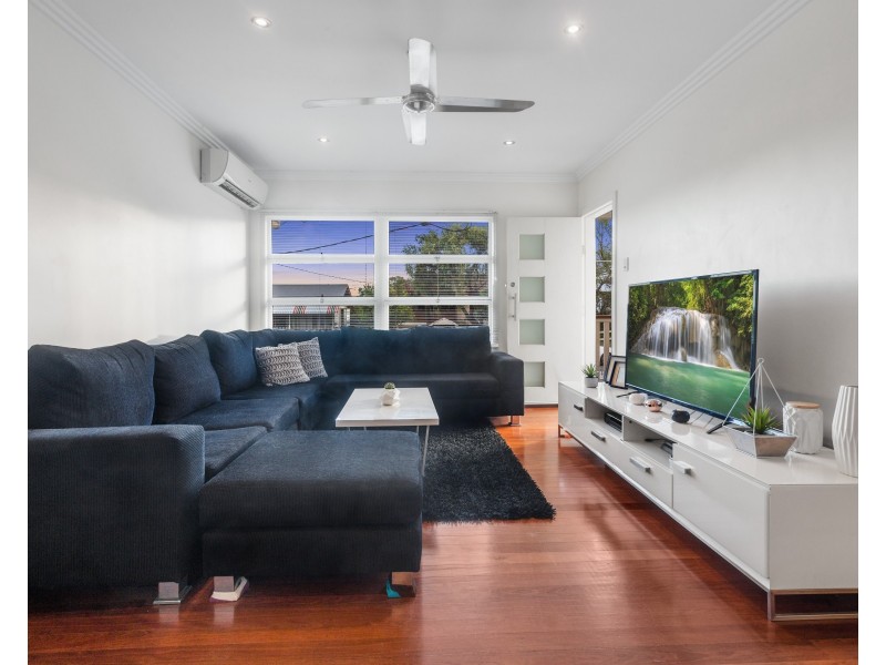 19 Basnett Street, Chermside West QLD 4032