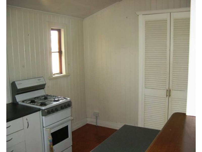 34 Oliver Street, Kedron QLD 4031