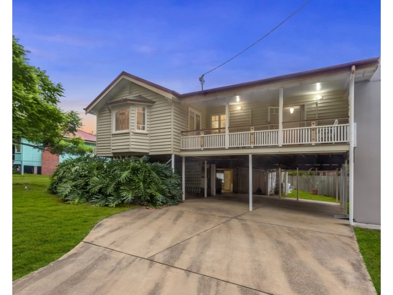 42 Dorrington Drive, Ashgrove QLD 4060