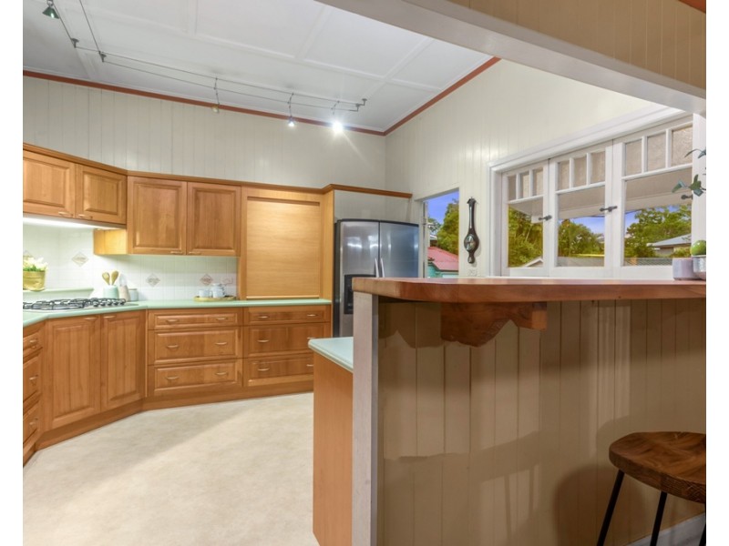 42 Dorrington Drive, Ashgrove QLD 4060