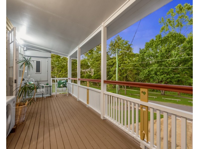 42 Dorrington Drive, Ashgrove QLD 4060