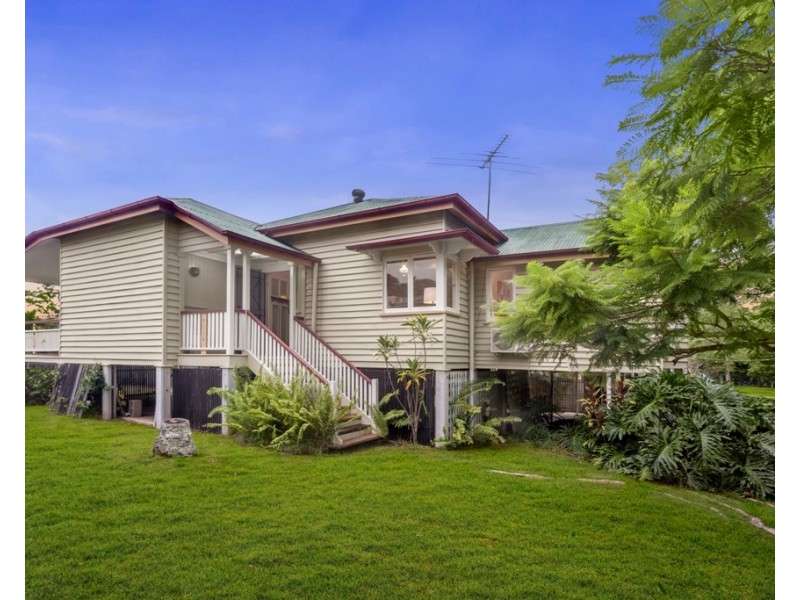 42 Dorrington Drive, Ashgrove QLD 4060