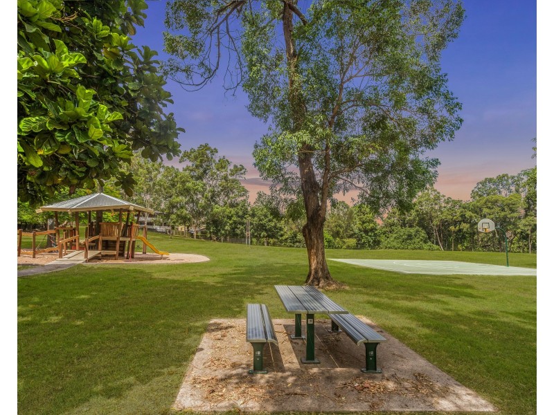 42 Dorrington Drive, Ashgrove QLD 4060