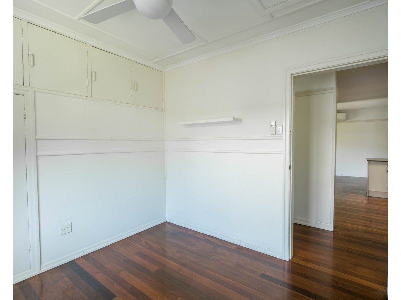 10 Hinkler Street, Kedron QLD 4031