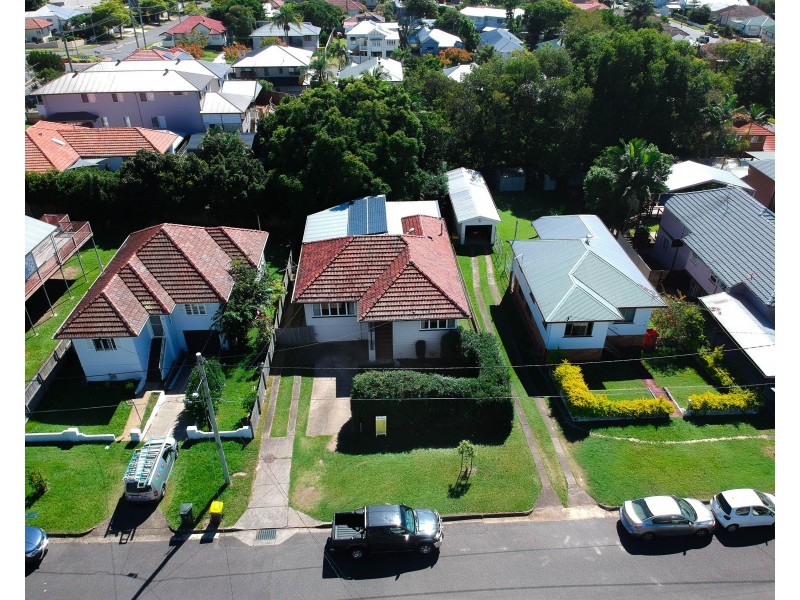 10 Hinkler Street, Kedron QLD 4031