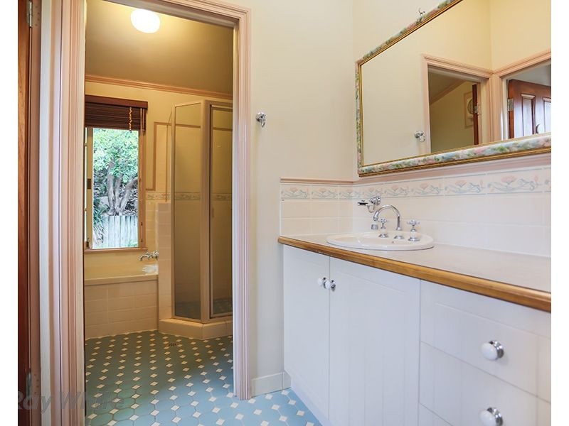 32 Dover Street, Wilston QLD 4051